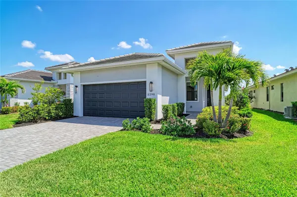 5290 BARNETT CIR, Bradenton, FL 34211