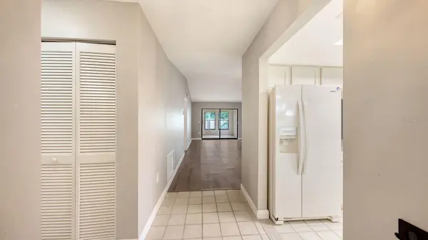 4633 OAK HILL DR #13, Sarasota, FL 34232