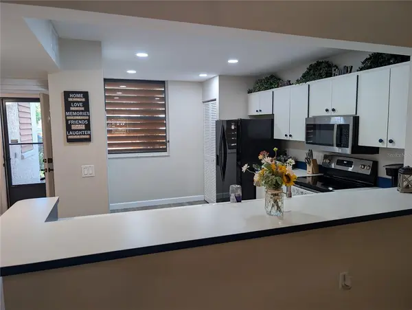 135 WILD PALM DR, Bradenton, FL 34210