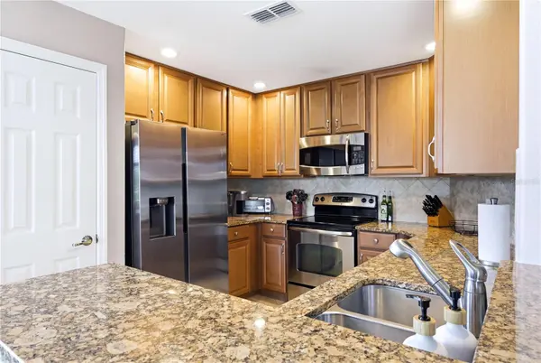 424 WINDING BROOK LN #104, Bradenton, FL 34212