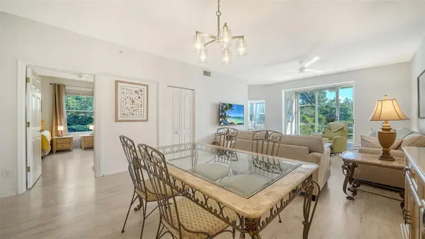 8901 VERANDA WAY #111, Sarasota, FL 34238