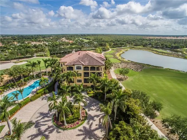 2555 MARQUESA ROYALE LN #PH 302, Naples, FL 34109