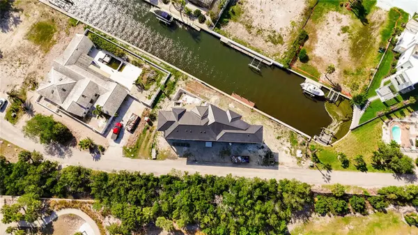 530 JESSMYTH DR, Longboat Key, FL 34228