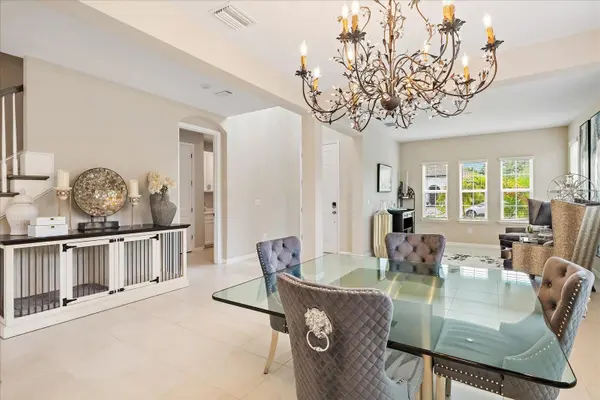 9085 LUNA LN, Sarasota, FL 34241