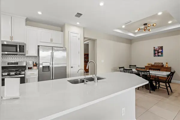 10254 MORNING MIST LN, Sarasota, FL 34241
