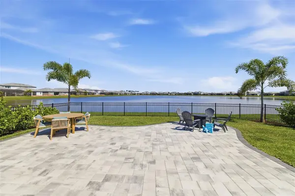 17237 SAVORY MIST CIR, Bradenton, FL 34211