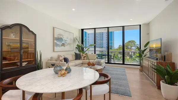 300 S PINEAPPLE AVE #302, Sarasota, FL 34236
