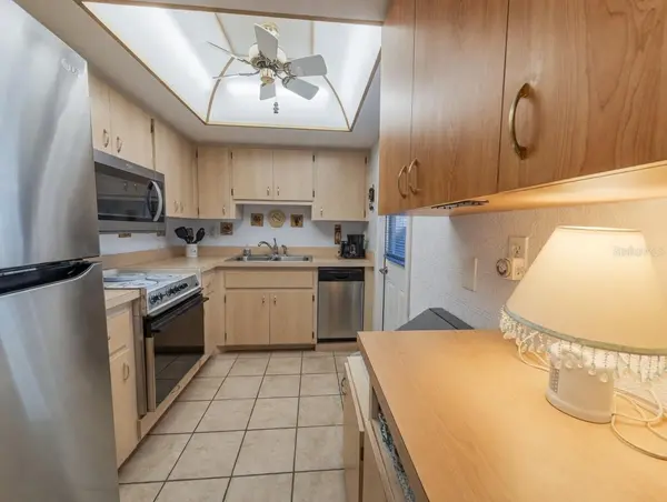 2225 ORANGE BLOSSOM LN, Bradenton, FL 34207