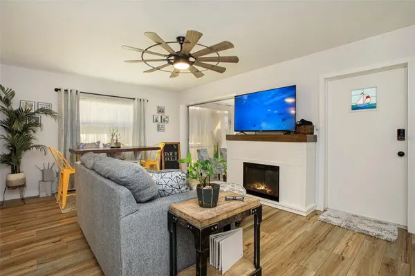 10215 MANATEE AVE W #7, Bradenton, FL 34209