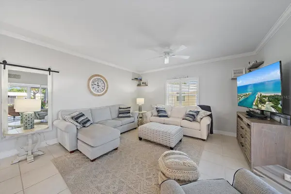 5940 DRIFTWOOD AVE #15, Sarasota, FL 34231