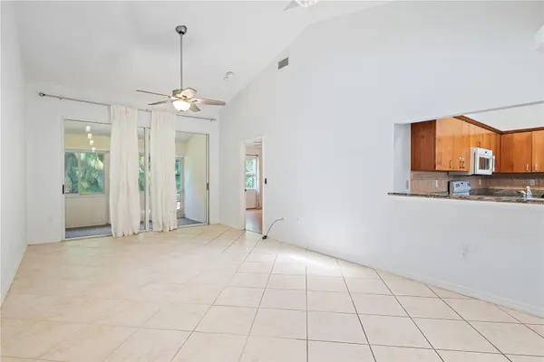 5647 MONTE ROSSO RD, Sarasota, FL 34243