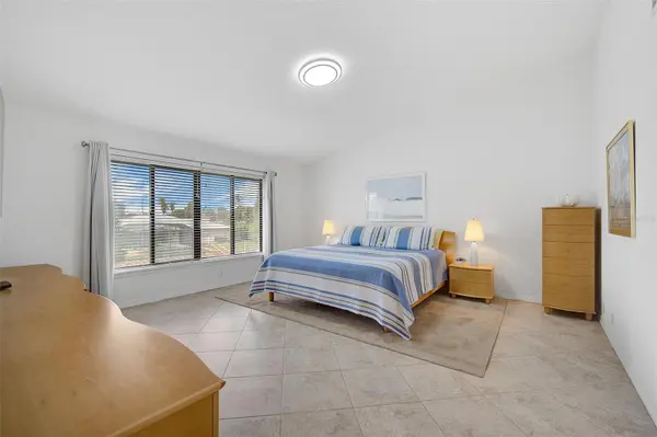 6660 SCHOONER BAY CIR #6660, Sarasota, FL 34231