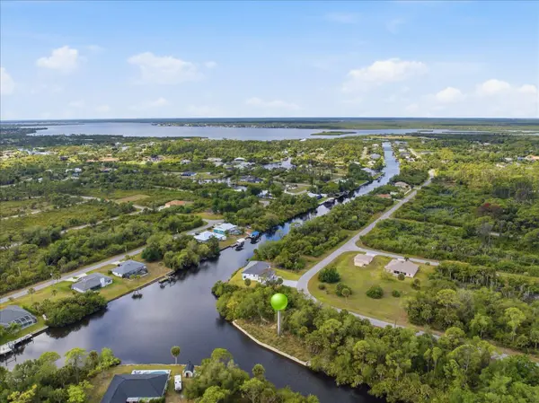 554 MCDILL DR, Port Charlotte, FL 33953