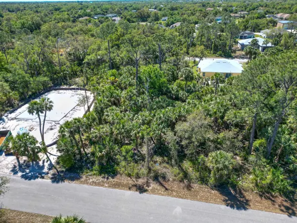LEESBURG AVE, North Port, FL 34288