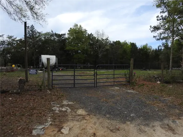 103 GEORGE DR, Interlachen, FL 32148