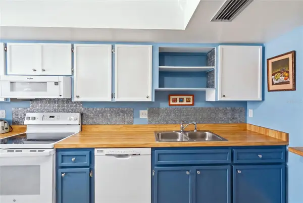 4835 INDEPENDENCE DR, Bradenton, FL 34210