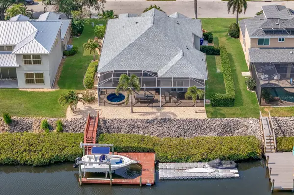 3707 5TH AVE NE, Bradenton, FL 34208