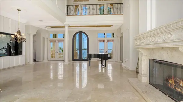 1356 POINT CRISP RD, Sarasota, FL 34242