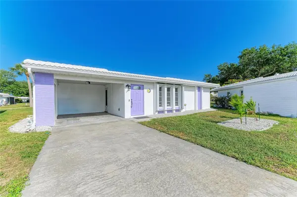 140 CIRCLEWOOD DR #C1-4, Venice, FL 34293
