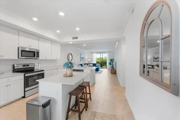 18114 GAWTHROP DR #304, Bradenton, FL 34211