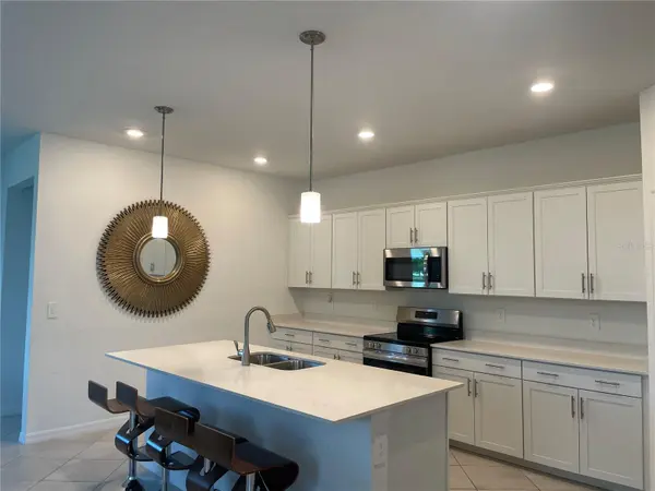 11141 PINOT DR, Venice, FL 34293