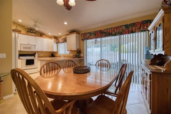 541 FALKLAND RD, Venice, FL 34293