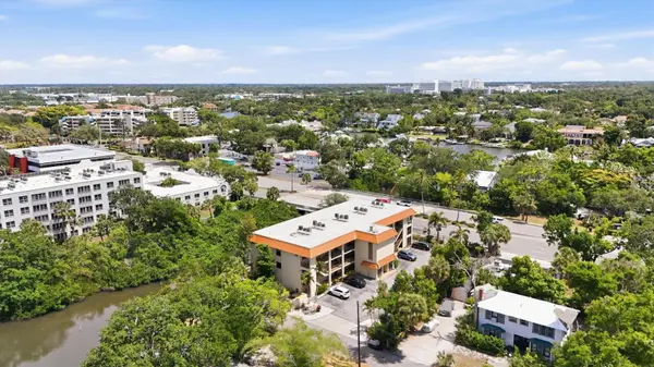 1650 PINE TREE LN #103, Sarasota, FL 34236