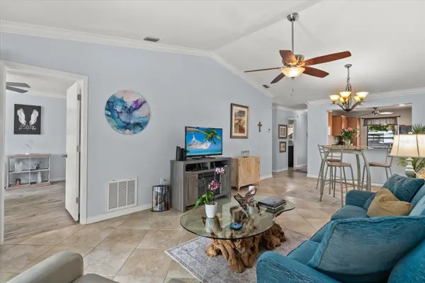 2723 60TH AVENUE DR W #2723, Bradenton, FL 34207