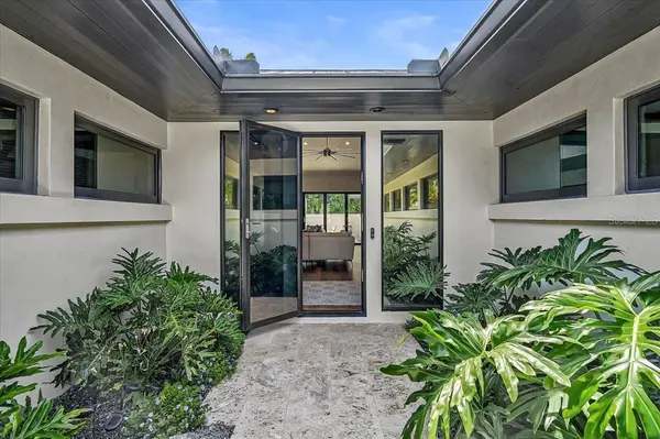 627 OWL WAY, Sarasota, FL 34236
