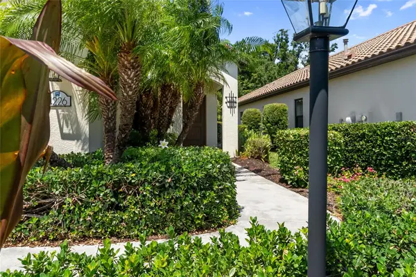 4226 MIDNIGHT BLUE RUN, Bradenton, FL 34211