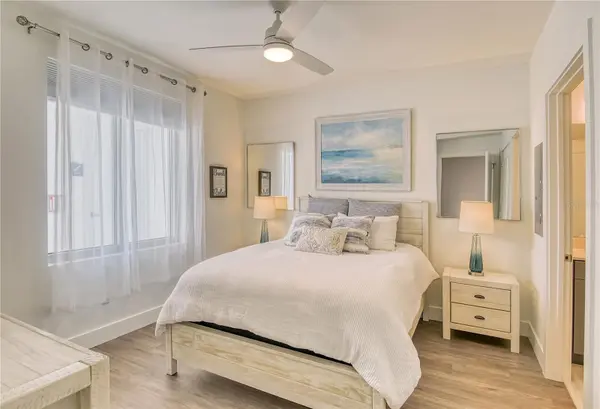 1709 N TAMIAMI TRL #221, Sarasota, FL 34234