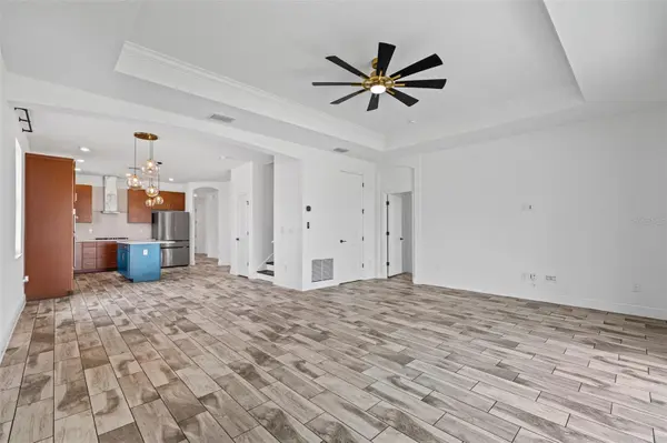 8093 TEA OLIVE TER, Palmetto, FL 34221