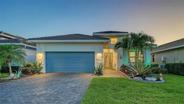 4921 SURFSIDE CIR, Bradenton, FL 34211