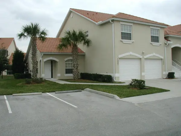 7224 CEDAR HOLLOW CIR, Bradenton, FL 34203