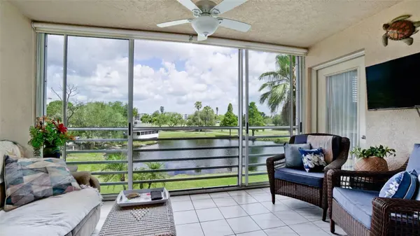4570 PINEBROOK CIR #302, Bradenton, FL 34209