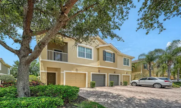 7843 MOONSTONE DR #24-202, Sarasota, FL 34233