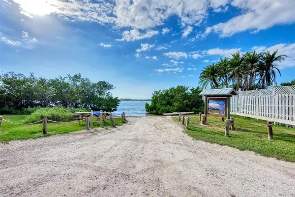 0 (Lot 15) WHARF RD, Sarasota, FL 34231