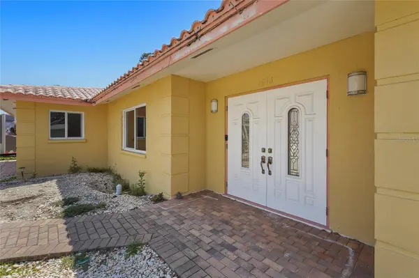 1613 IDLE LN, Sarasota, FL 34231