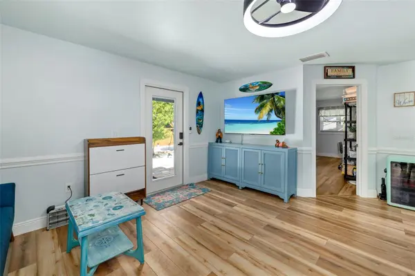 2549 19TH ST, Sarasota, FL 34234