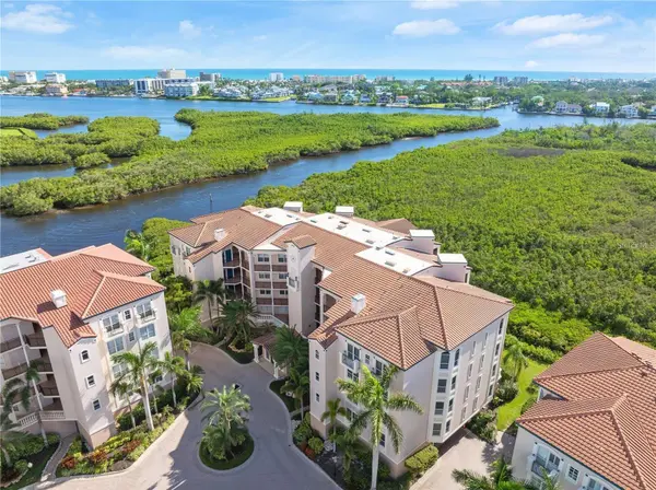 5430 EAGLES POINT CIR #202, Sarasota, FL 34231
