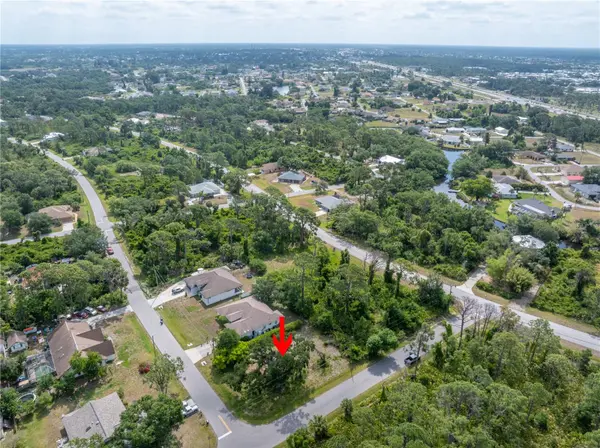 DE LEON DR, North Port, FL 34287