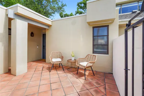 2383 LAKESIDE MEWS #D3, Sarasota, FL 34235