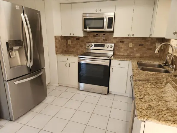 749 N JEFFERSON AVE #749, Sarasota, FL 34237