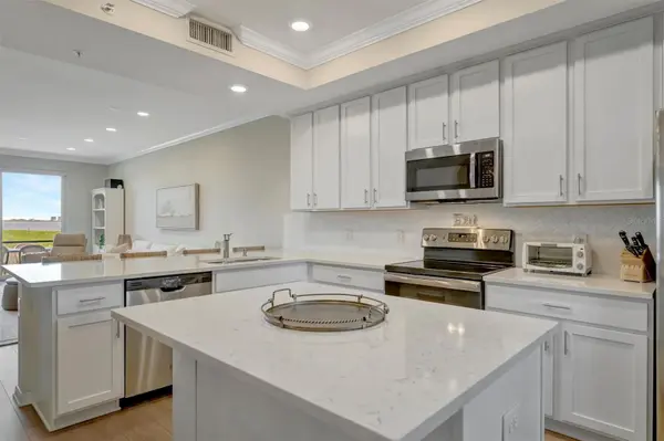 850 TIDEWATER SHORES LOOP #105, Bradenton, FL 34208