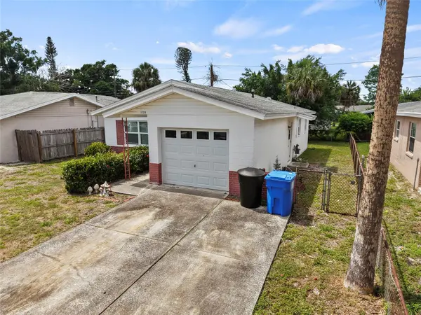 1735 MISSISSIPPI AVE NE, St Petersburg, FL 33703