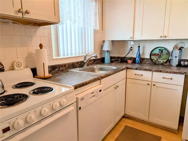 1830 RESTFUL DR #M-33, Bradenton, FL 34207