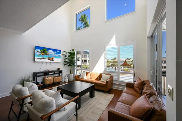 109 6TH ST N #B, Bradenton Beach, FL 34217