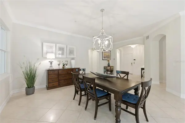 2859 TIBURON BLVD E #102, Naples, FL 34109