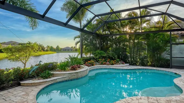 16524 KENDLESHIRE TER, Lakewood Ranch, FL 34202