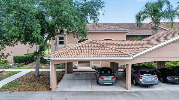 915 FAIRWAYCOVE LN #101, Bradenton, FL 34212